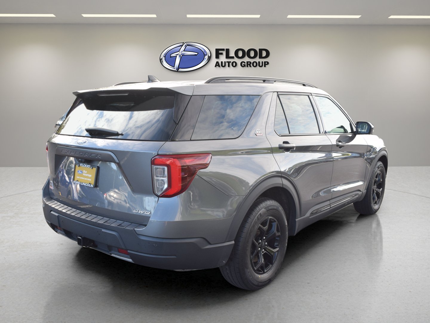 Certified 2023 Ford Explorer Timberline w/ Timberline Technology Package AWD/4WD image 4