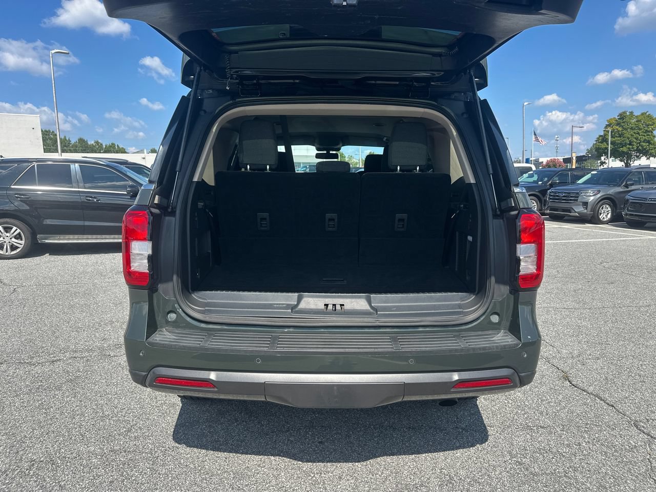 Certified 2022 Ford Expedition XLT RWD image 20