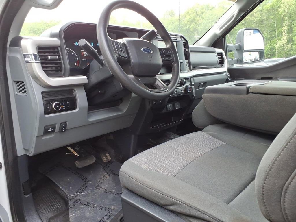 Certified 2023 Ford F350 XLT w/ 360-Degree Camera Package AWD/4WD image 12