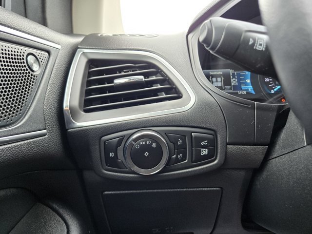 Certified 2023 Ford Edge Titanium AWD/4WD image 24