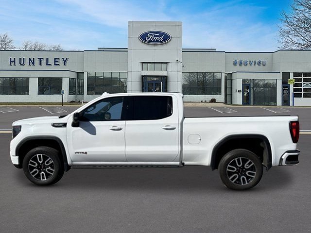 Used 2024 GMC Sierra 1500 AT4 w/ Technology Package AWD/4WD image 6