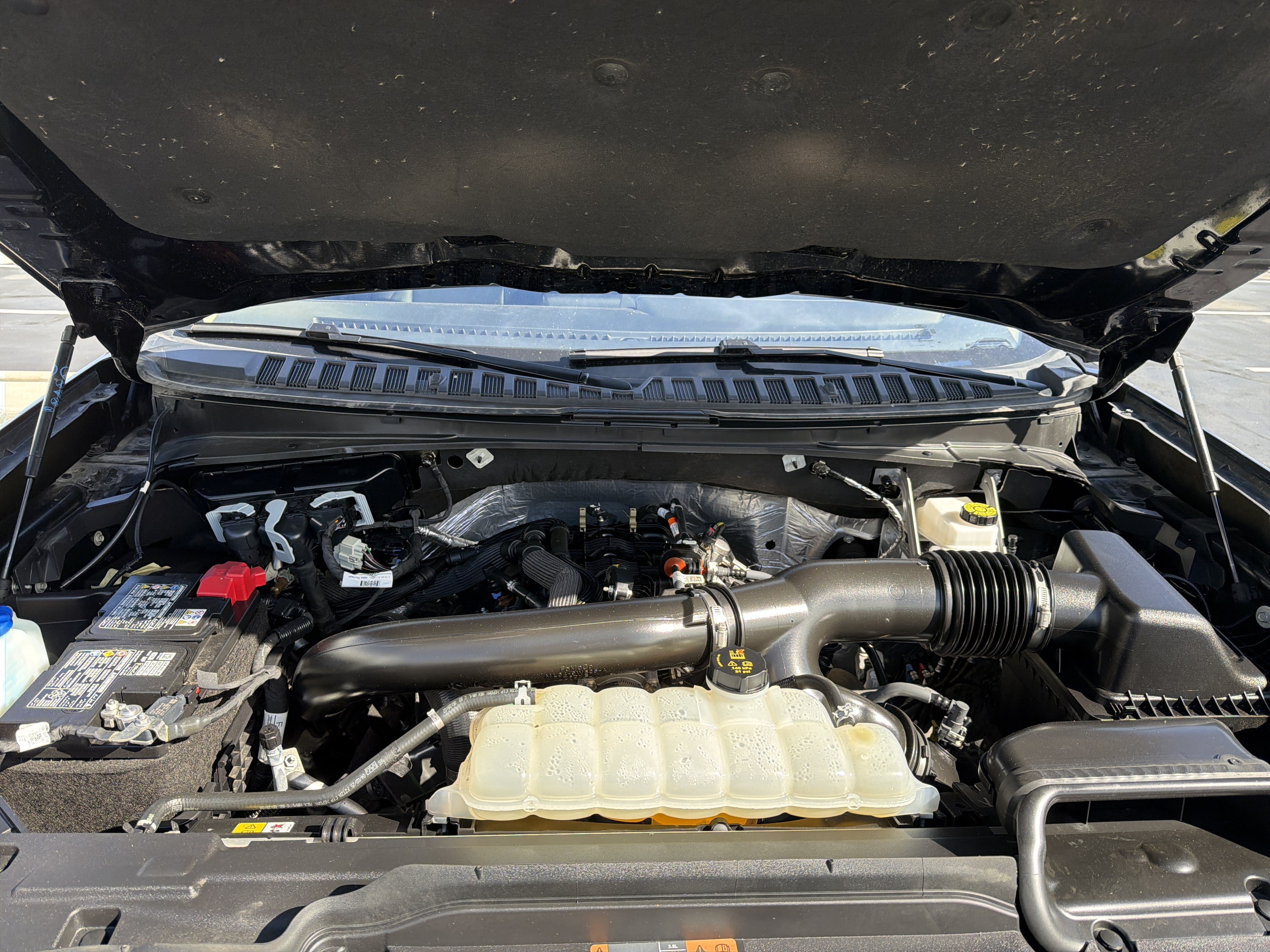 Certified 2025 Ford Expedition Active AWD/4WD image 23
