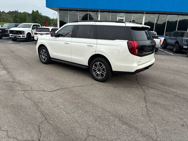 Certified 2025 Ford Expedition Active AWD/4WD image 23