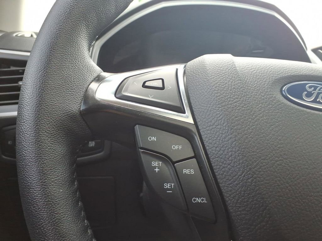 Certified 2023 Ford Edge SEL w/ Convenience Package AWD/4WD image 17
