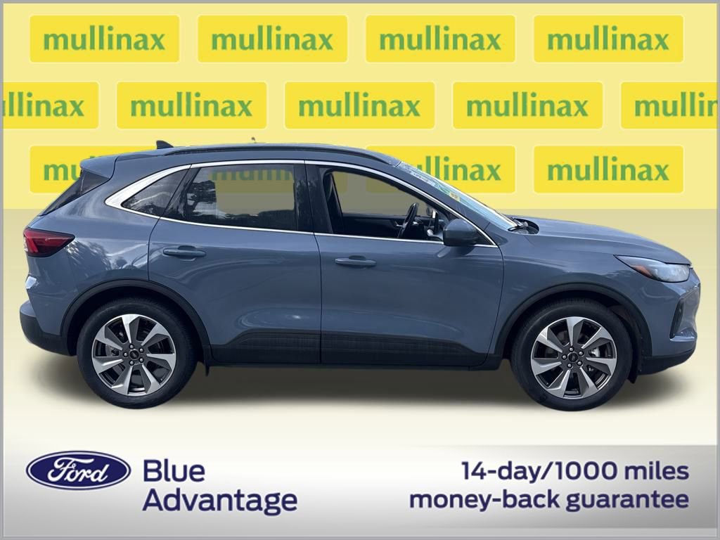 Certified 2025 Ford Escape Platinum video 2