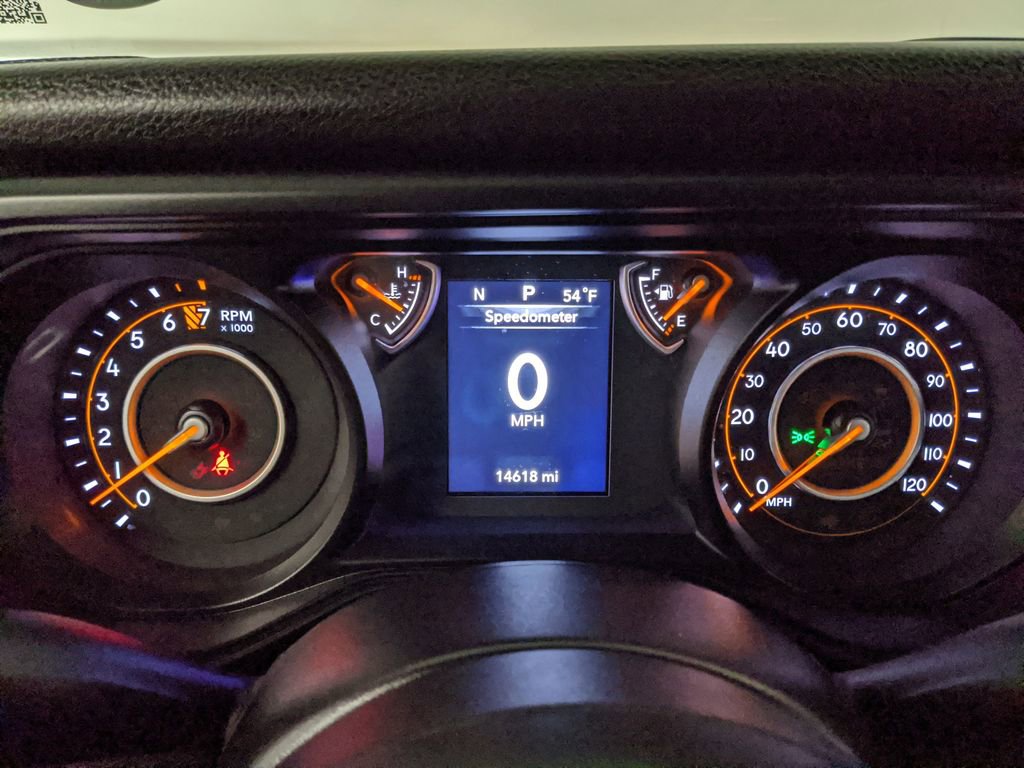 Used 2025 Jeep Gladiator Sport image 15