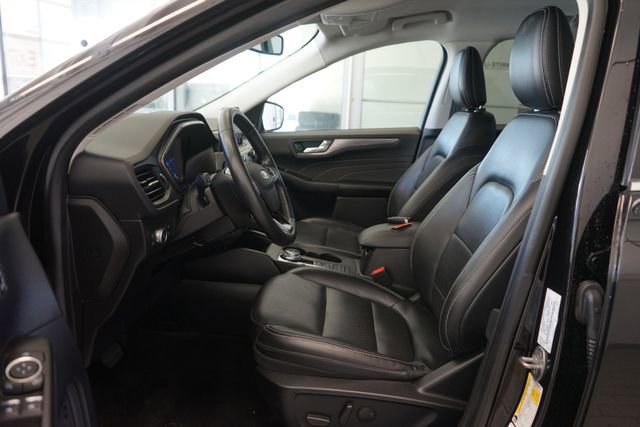 Certified 2021 Ford Escape Titanium image 12