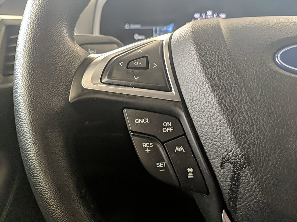 Certified 2024 Ford Edge Titanium w/ Equipment Group 301A image 18