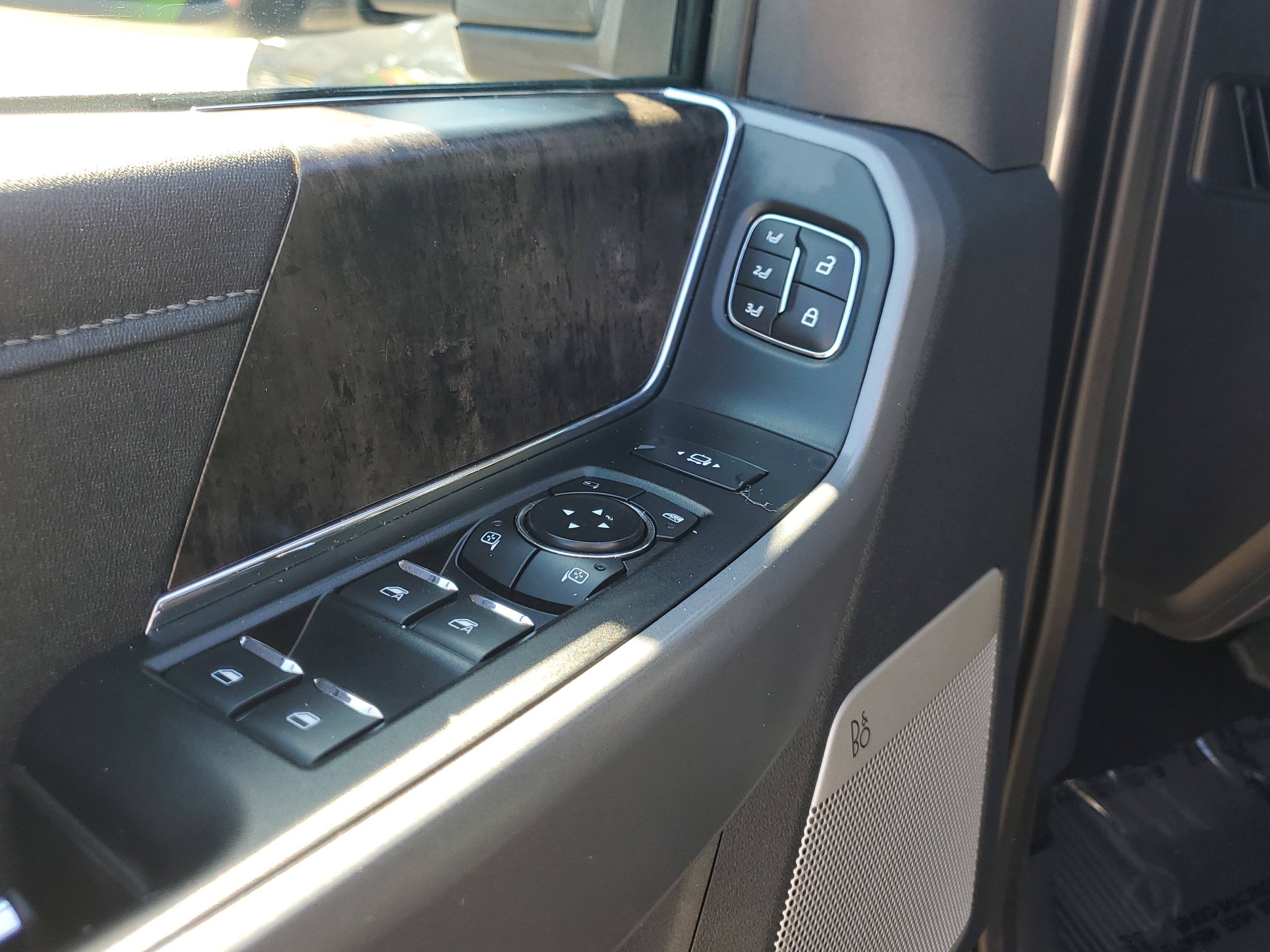 Certified 2024 Ford F250 Lariat w/ Chrome Package image 19