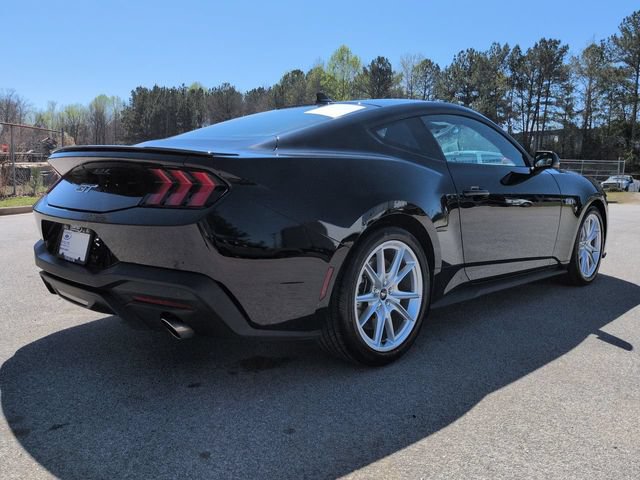 Certified 2025 Ford Mustang GT Premium RWD image 4