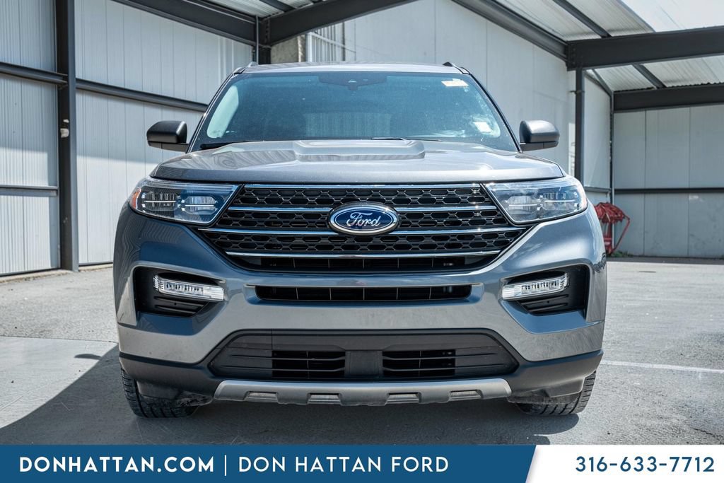 Certified 2022 Ford Explorer XLT w/ Equipment Group 202A AWD/4WD image 34