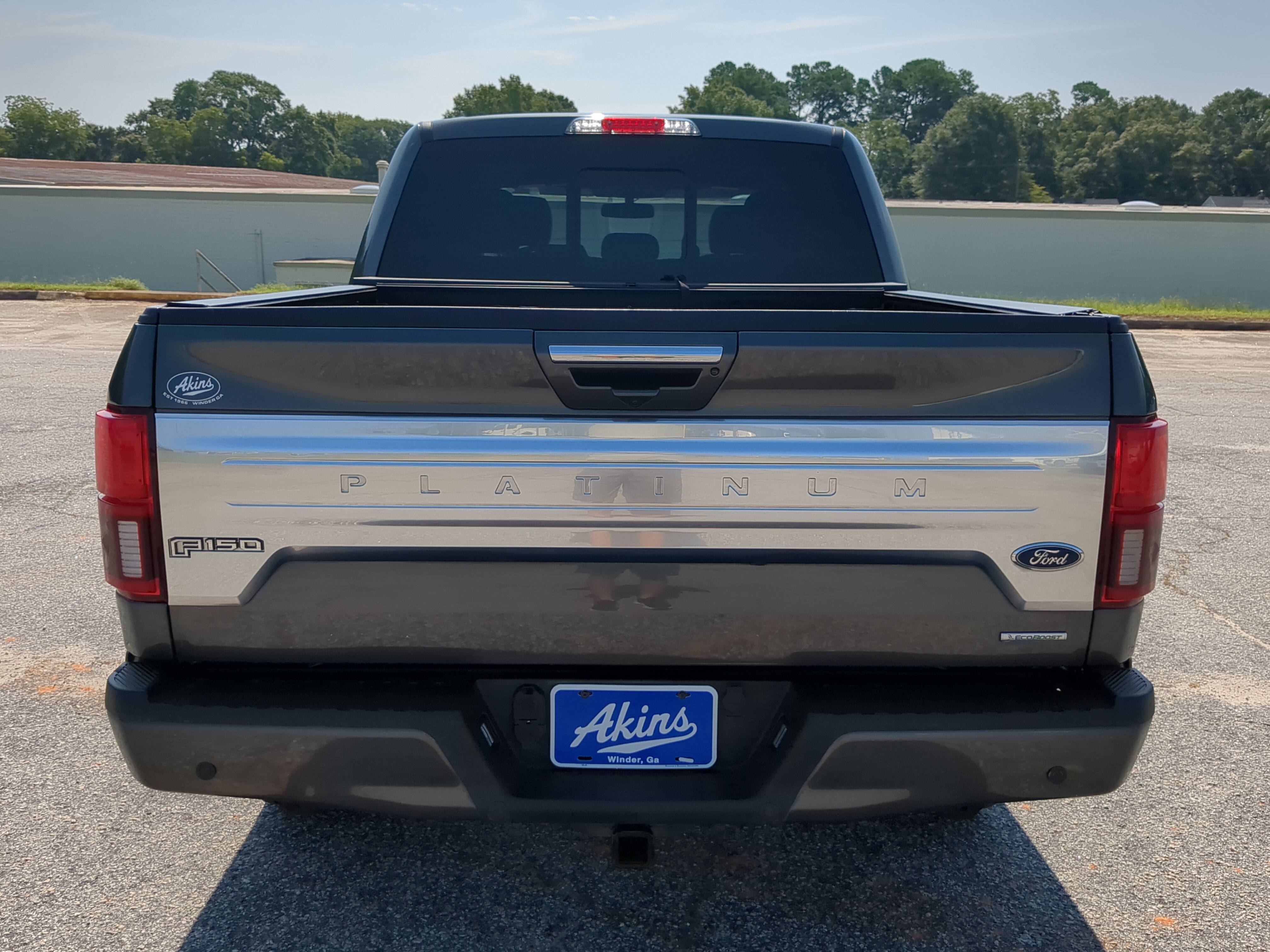 Certified 2020 Ford F150 Platinum w/ Equipment Group 701A Luxury AWD/4WD image 4