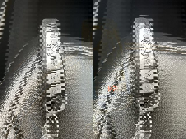 Certified 2023 Ford Explorer Limited w/ Limited Technology Package image 30