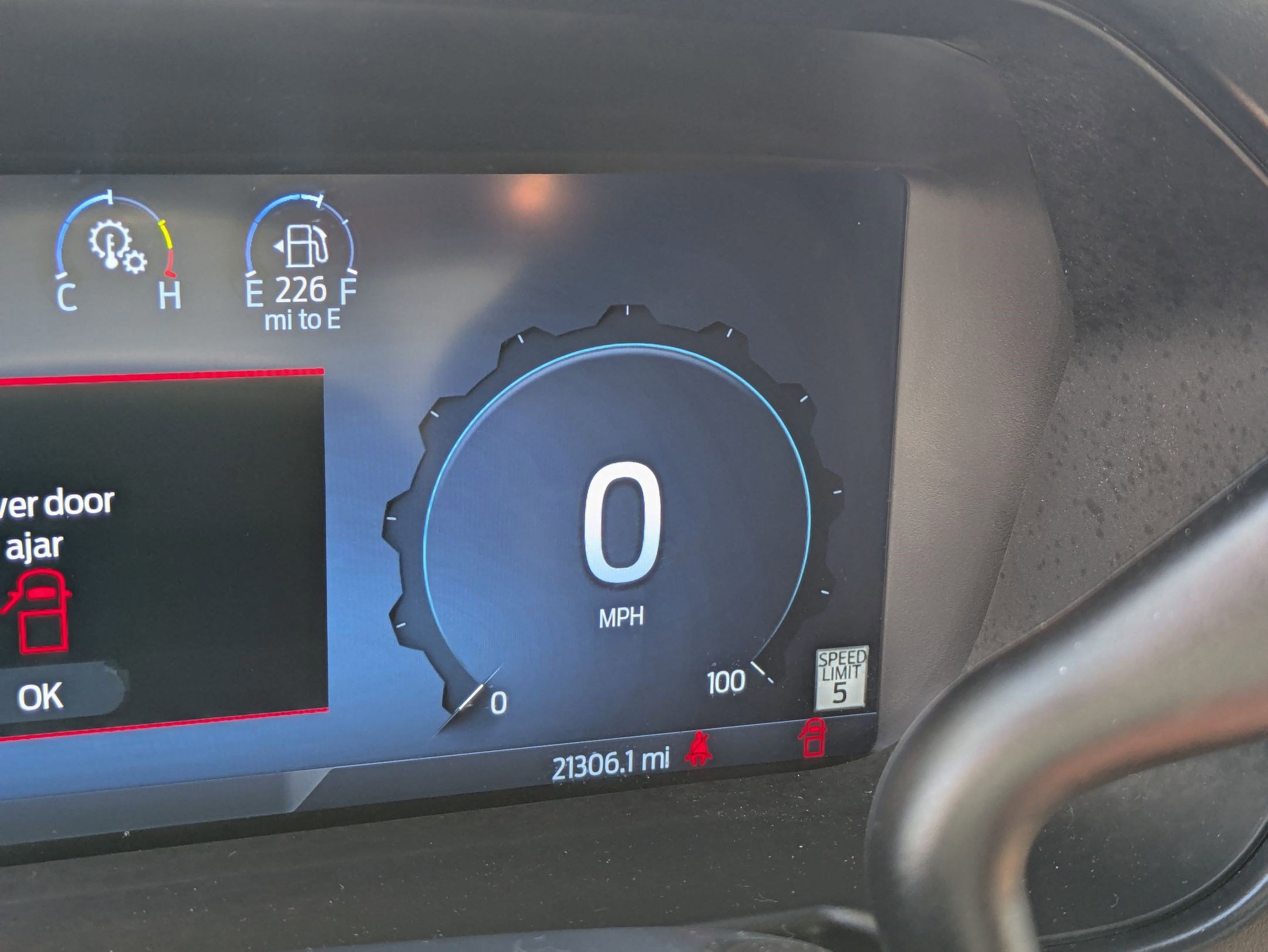 Certified 2023 Ford F250 Platinum w/ FX4 Off-Road Package AWD/4WD image 22