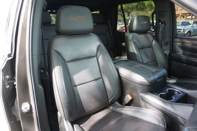 Used 2021 Chevrolet Tahoe High Country w/ Premium Package image 7