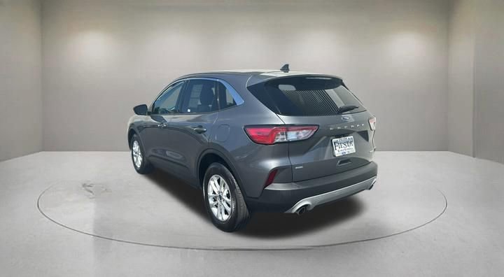Certified 2022 Ford Escape SE w/ Convenience Package AWD/4WD image 4