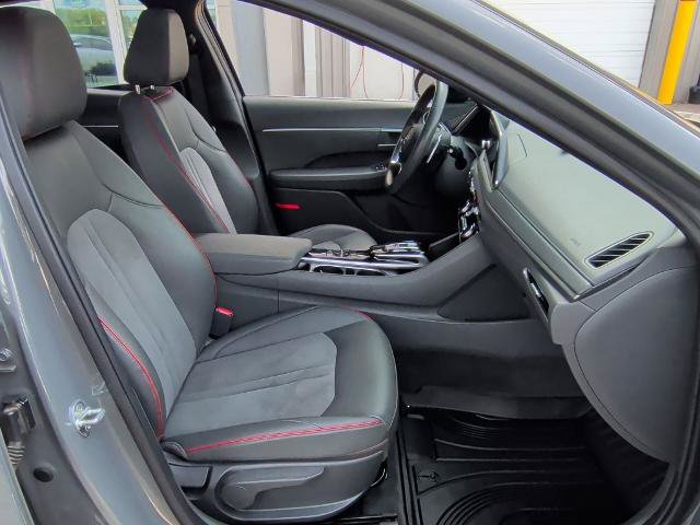 Used 2022 Hyundai Sonata SEL Plus w/ Cargo Package FWD image 16