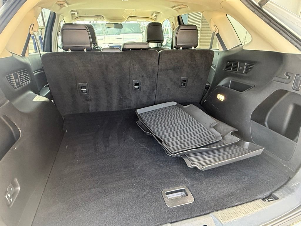 Certified 2024 Ford Edge SEL w/ Convenience Package AWD/4WD image 16