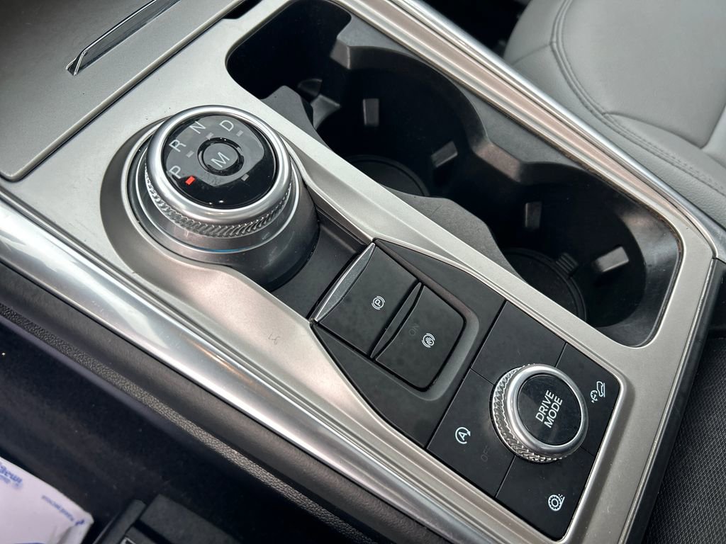 Certified 2021 Ford Explorer XLT w/ Equipment Group 202A image 26