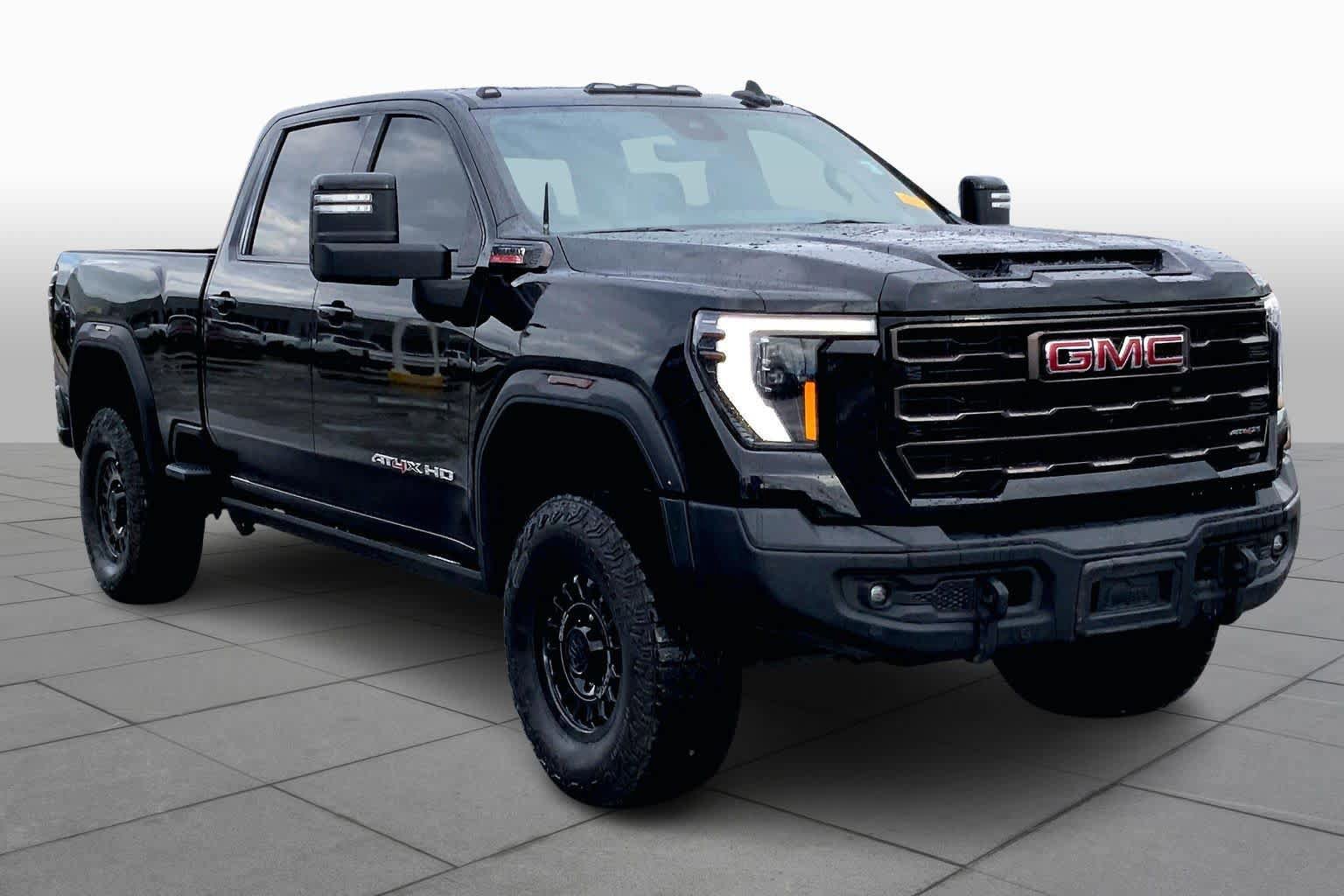 Used 2024 GMC Sierra 2500 AT4X w/ AT4X AEV Edition AWD/4WD image 3