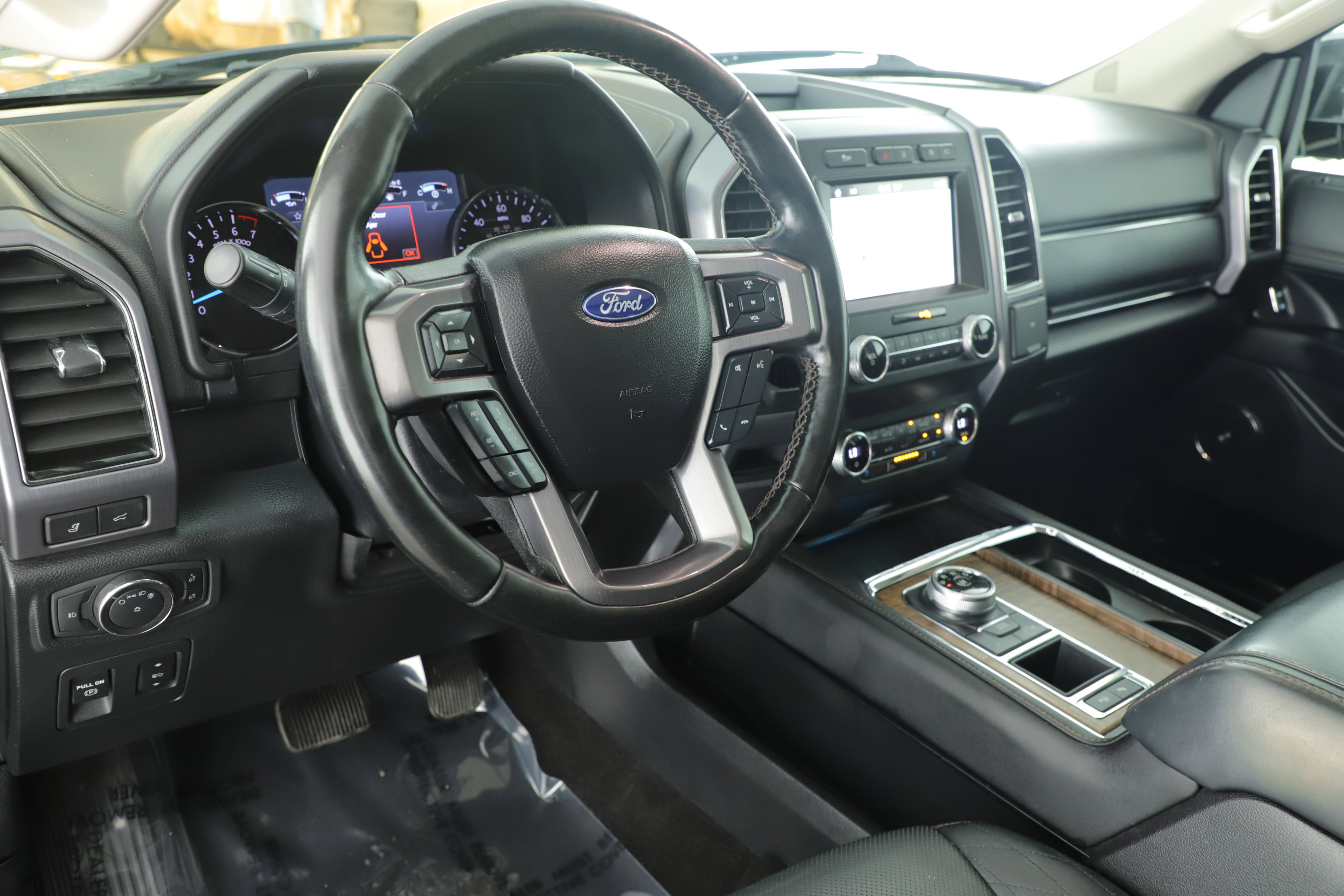 Certified 2019 Ford Expedition Platinum image 13
