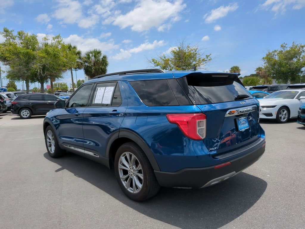 Certified 2022 Ford Explorer XLT w/ Equipment Group 202A RWD image 5