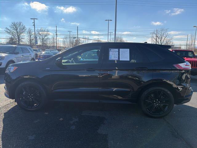 Certified 2022 Ford Edge ST-Line w/ Class II Trailer Tow Package image 9