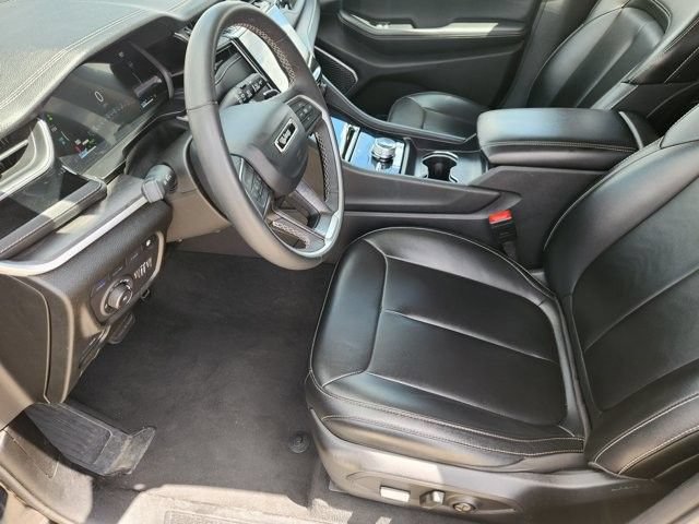 Used 2024 Jeep Grand Cherokee Limited 4xe AWD/4WD image 12