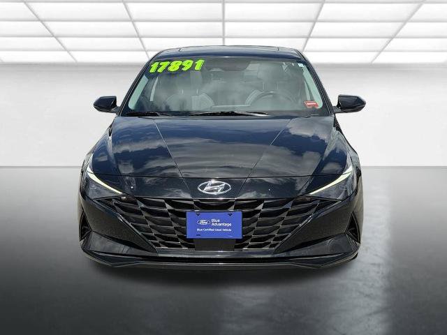 Used 2023 Hyundai Elantra Limited w/ Cargo Package FWD image 2