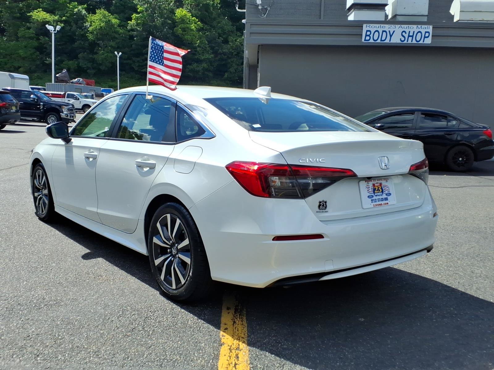 Used 2022 Honda Civic EX image 6