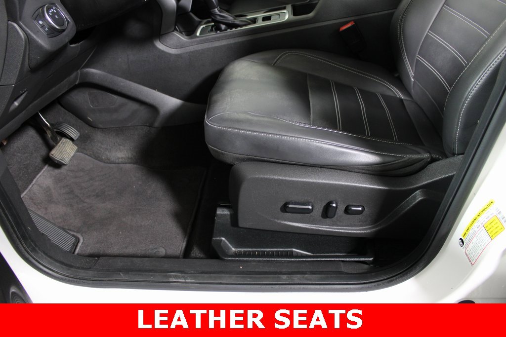 Certified 2019 Ford Escape SEL image 9