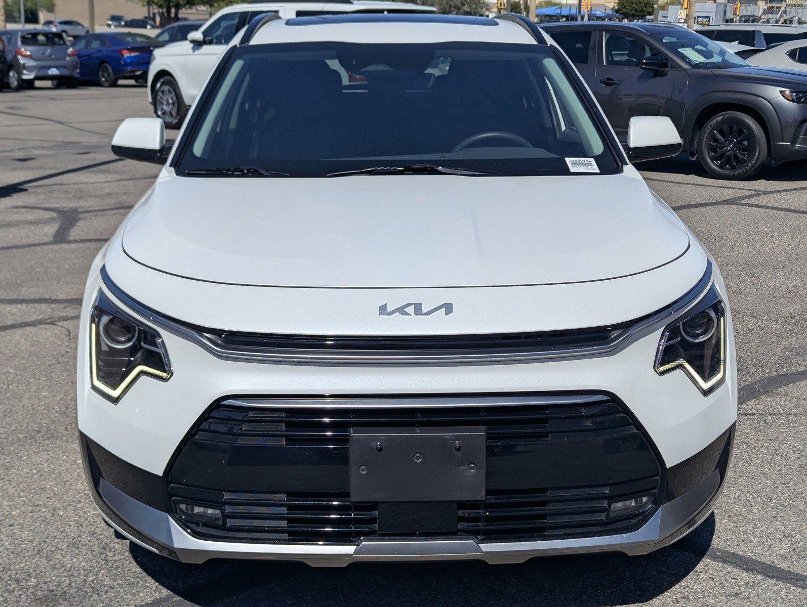 Used 2023 Kia Niro EX Touring FWD image 6