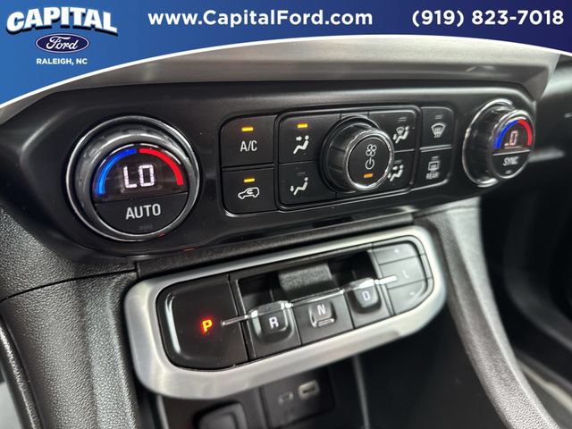 Used 2022 GMC Acadia SLE w/ Driver Convenience Package FWD image 30