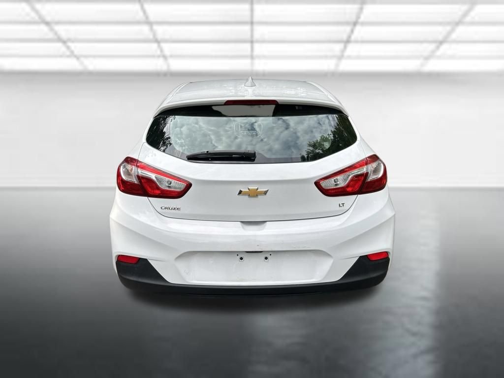 Used 2017 Chevrolet Cruze LT w/ Sun And Sound Package FWD image 4