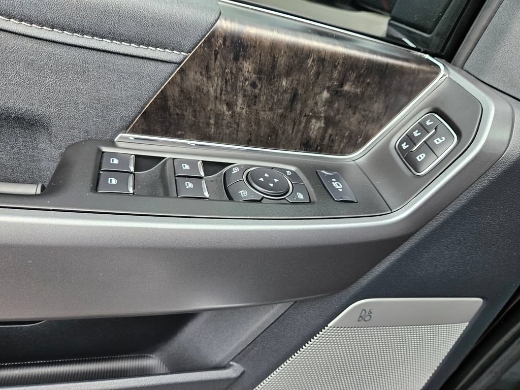 Certified 2025 Ford F350 Lariat AWD/4WD image 26