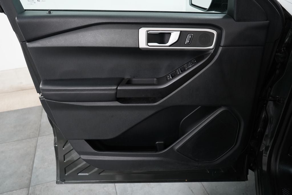 Certified 2022 Ford Explorer 4WD image 19