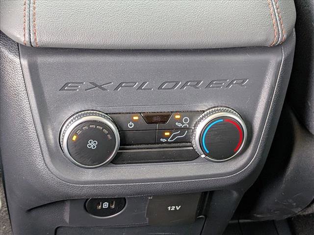 Certified 2025 Ford Explorer Active RWD image 16