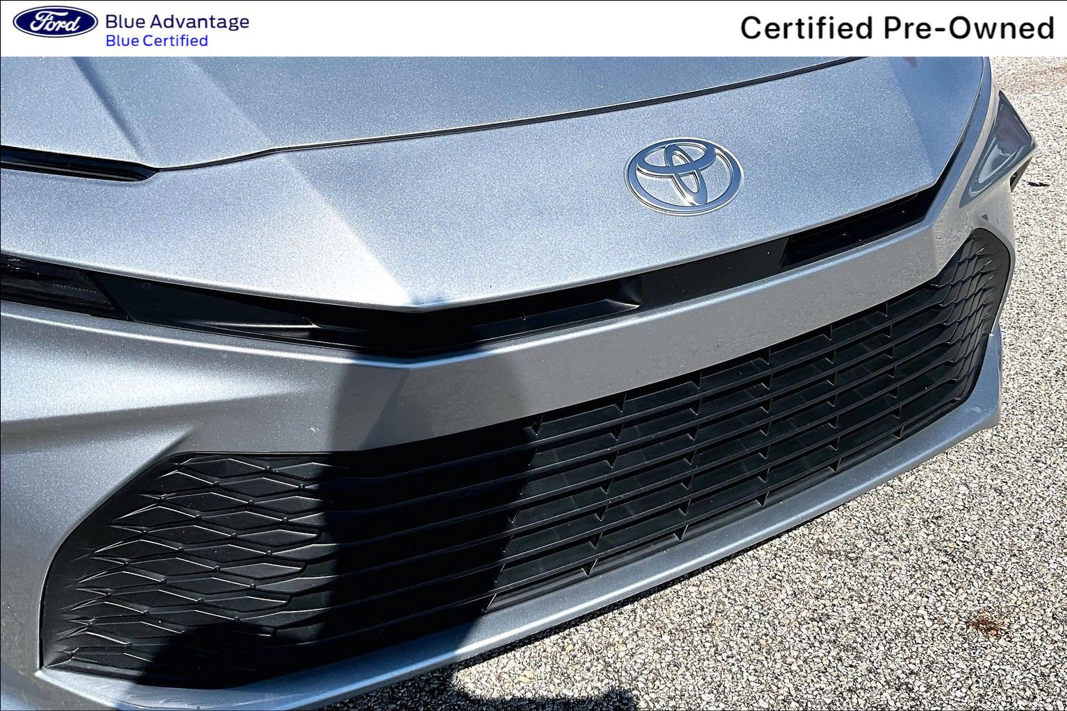 Used 2025 Toyota Camry LE FWD image 30