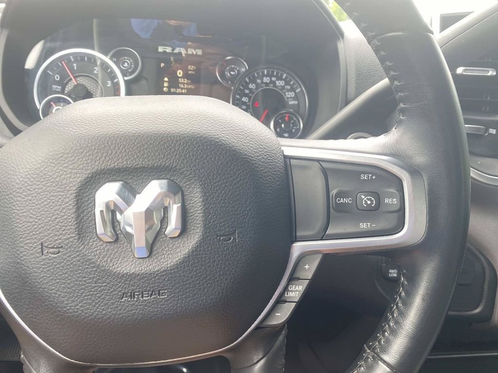 Used 2024 RAM 2500 Big Horn AWD/4WD image 34