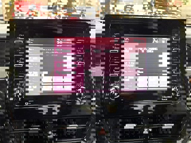 Used 2024 Toyota Camry SE w/ Convenience Package image 8