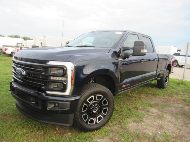 Certified 2025 Ford F250 Platinum AWD/4WD image 2