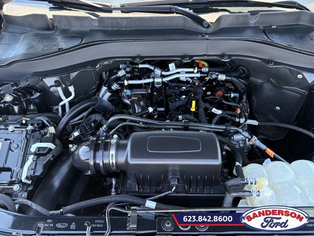 Certified 2022 Ford Explorer XLT w/ Equipment Group 202A RWD image 9