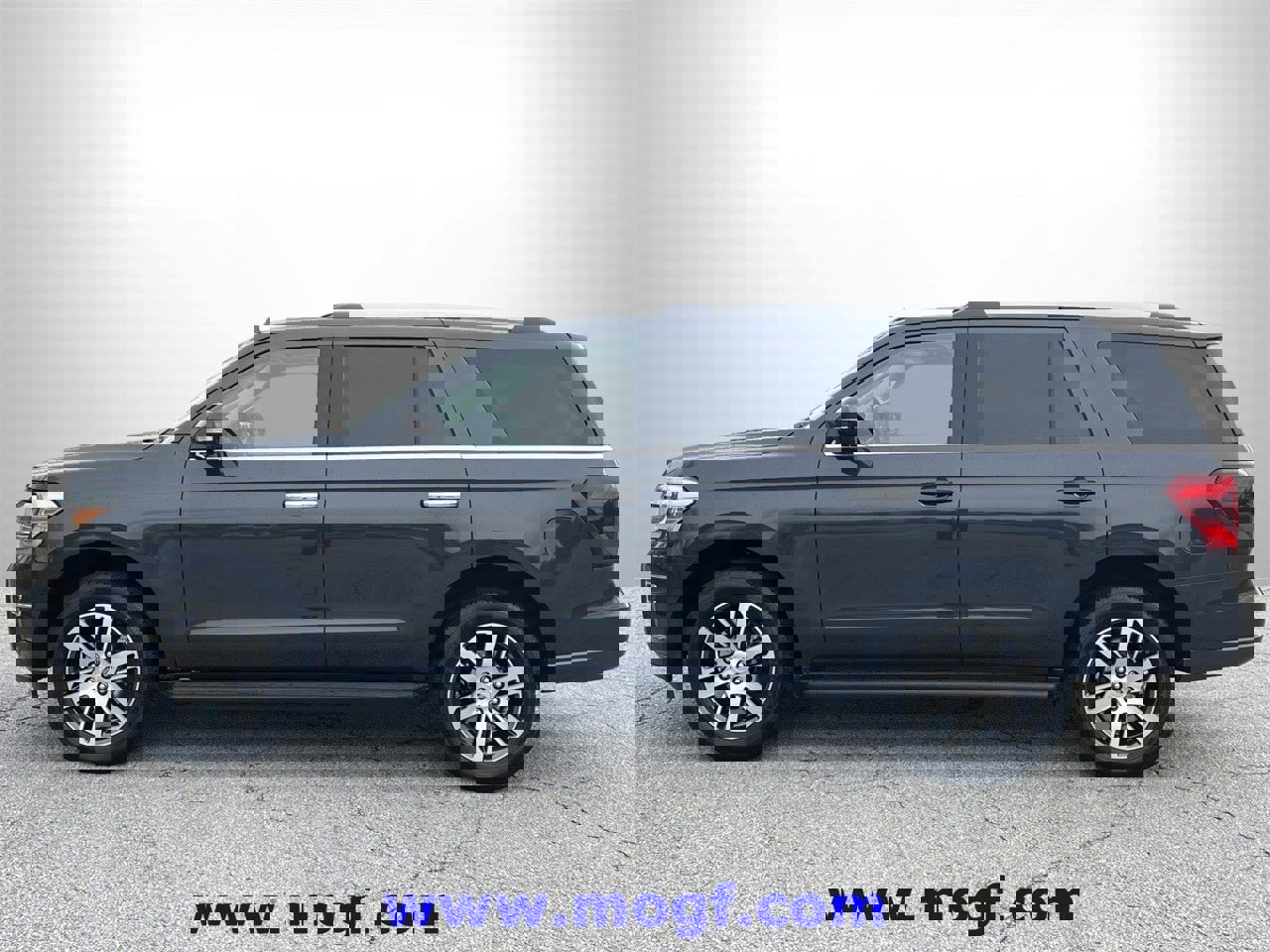 Certified 2024 Ford Expedition Limited image 35