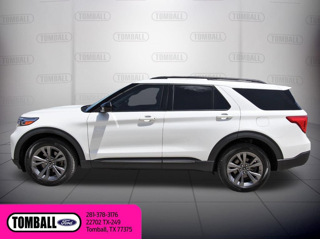 Certified 2022 Ford Explorer XLT w/ Equipment Group 202A AWD/4WD image 9