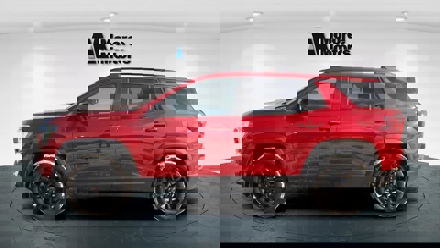 Used 2025 GMC Terrain Elevation w/ Black Edition image 2