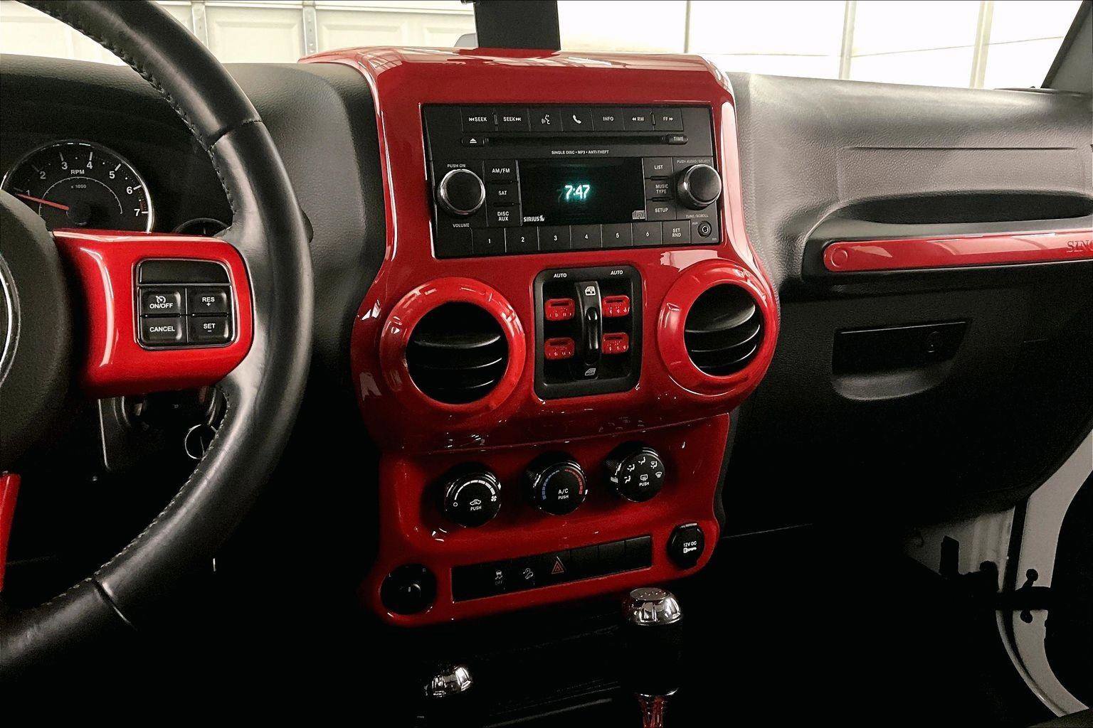 Used 2018 Jeep Wrangler Unlimited Sport S image 6