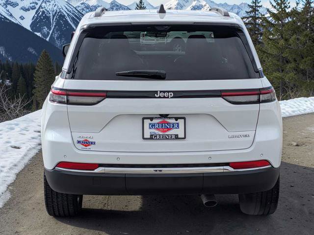 Used 2025 Jeep Grand Cherokee Limited w/ Luxury Tech Group II image 3