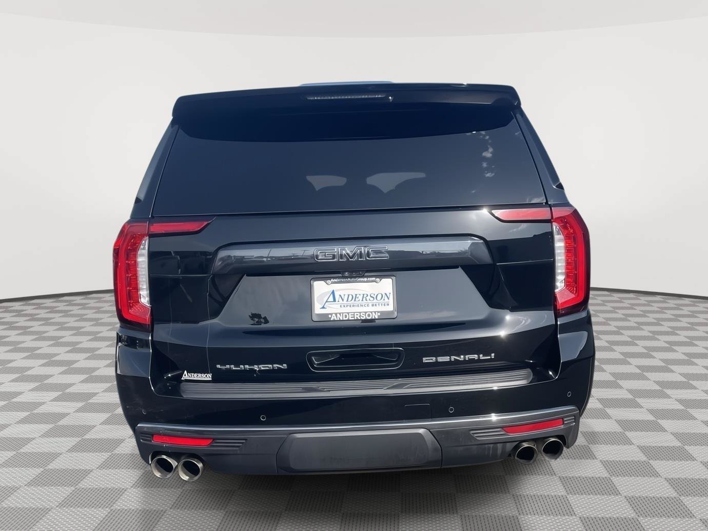 Used 2023 GMC Yukon XL Denali Ultimate AWD/4WD image 5