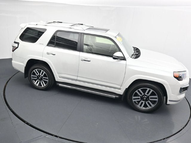Used 2024 Toyota 4Runner Limited AWD/4WD image 36