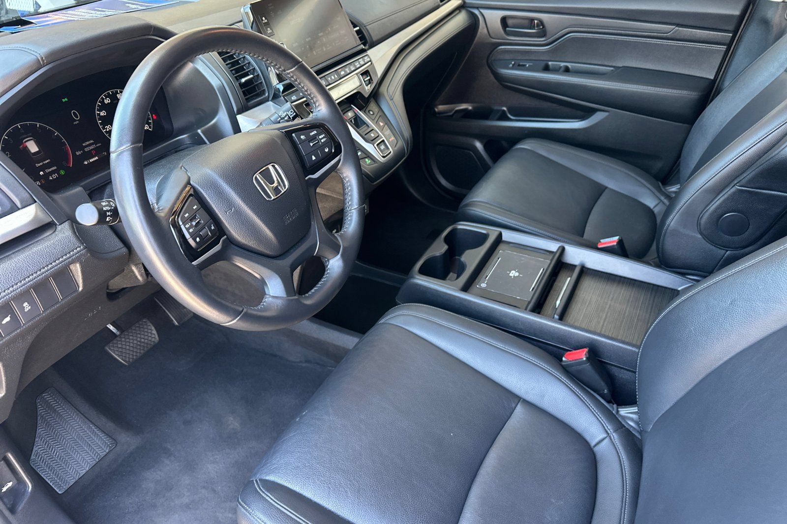 Used 2025 Honda Odyssey EX-L image 9